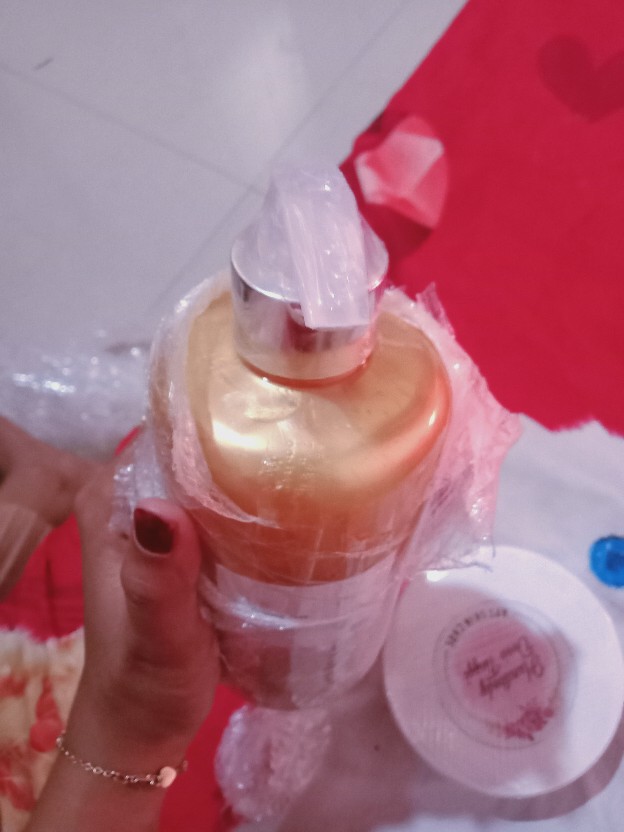 Sabun Dosting Gold Whitening ( Sabun Pemutih Dosis Tinggi)