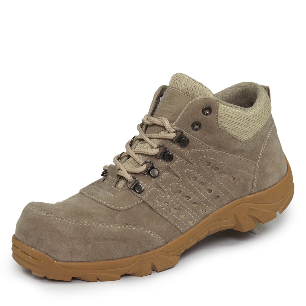 Sepatu Low Boots Pria Crocodile Larman Suede Cream Bots Pendek Septi Ujung Besi Hiking Adventure