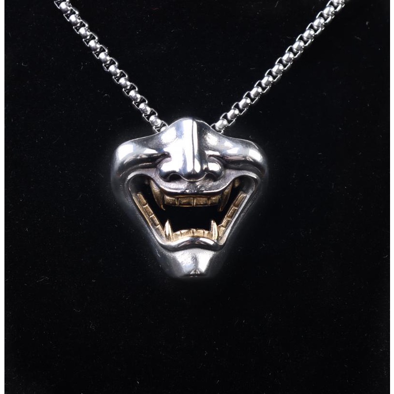 Kalung Liontin Topeng prajna demon vampire fangs Gaya retro punk gothic rock street Untuk Pria