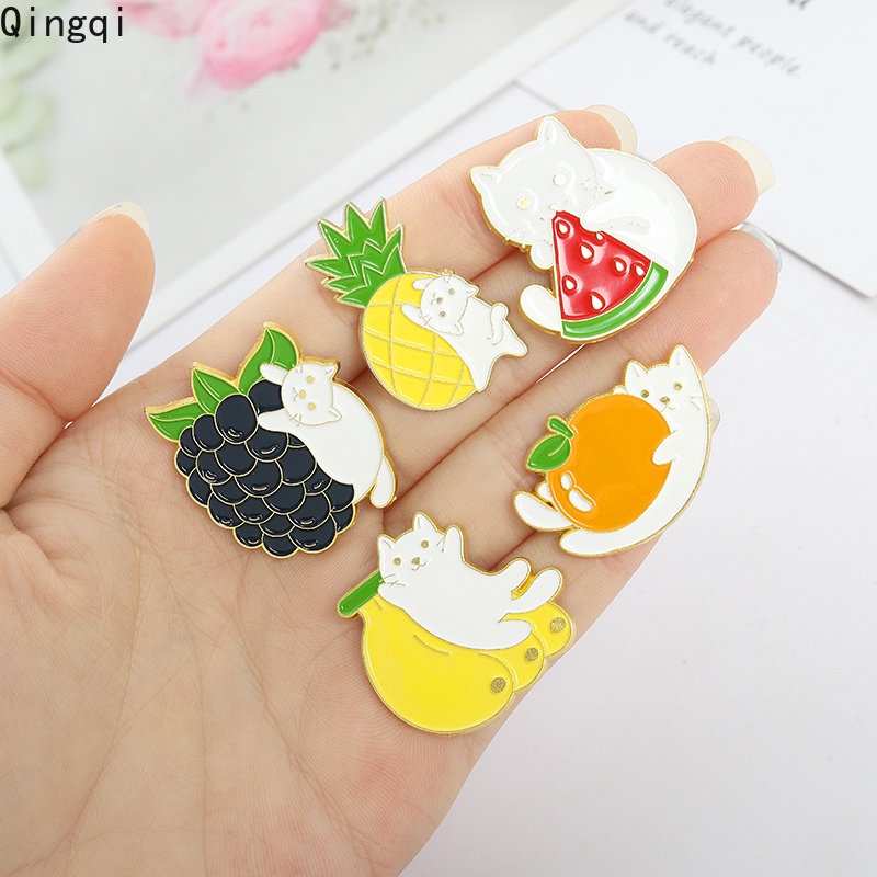 Bros Pin Enamel Desain Kartun Buah Jeruk Anggur Semangka Pisang Nanas Kucing Untuk Pakaian Tas