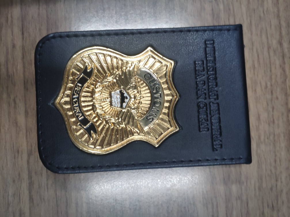 Kalung Badge Name Tag Kulit Rantai