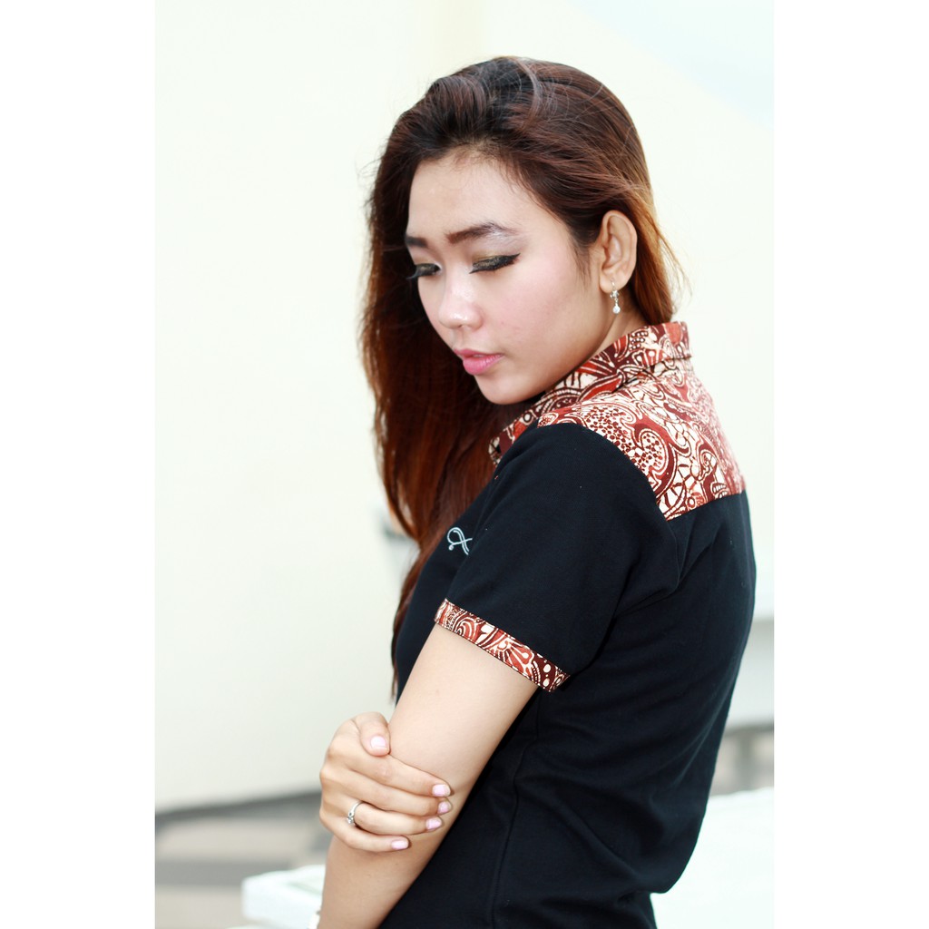 Loyal Kaos Polo Batik Hitam Modern Wanita M L XL XXL