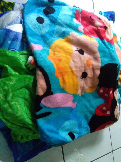 Selimut Bulu Halus 140x190 Motif Karakter Terlaris Murah Asriyasashii Berkualitas