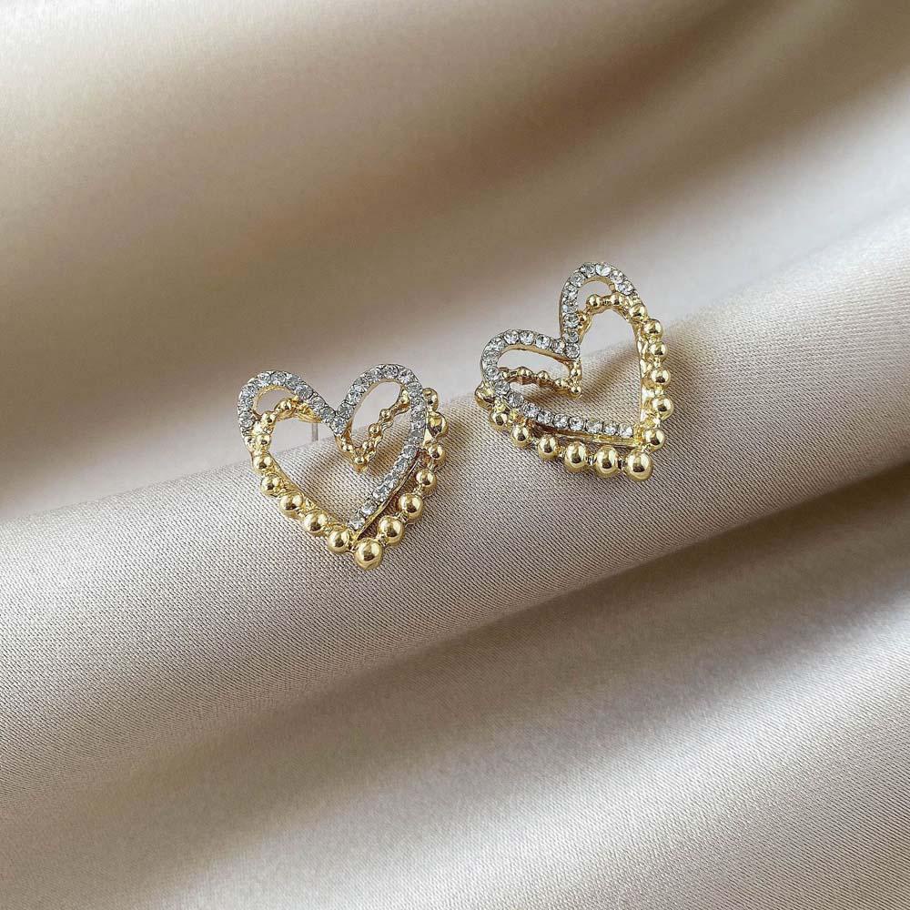 Anting Stud Desain Hati Ganda Bahan Alloy Aksen Berlian Warna-Warni Gaya Korea Untuk Wanita