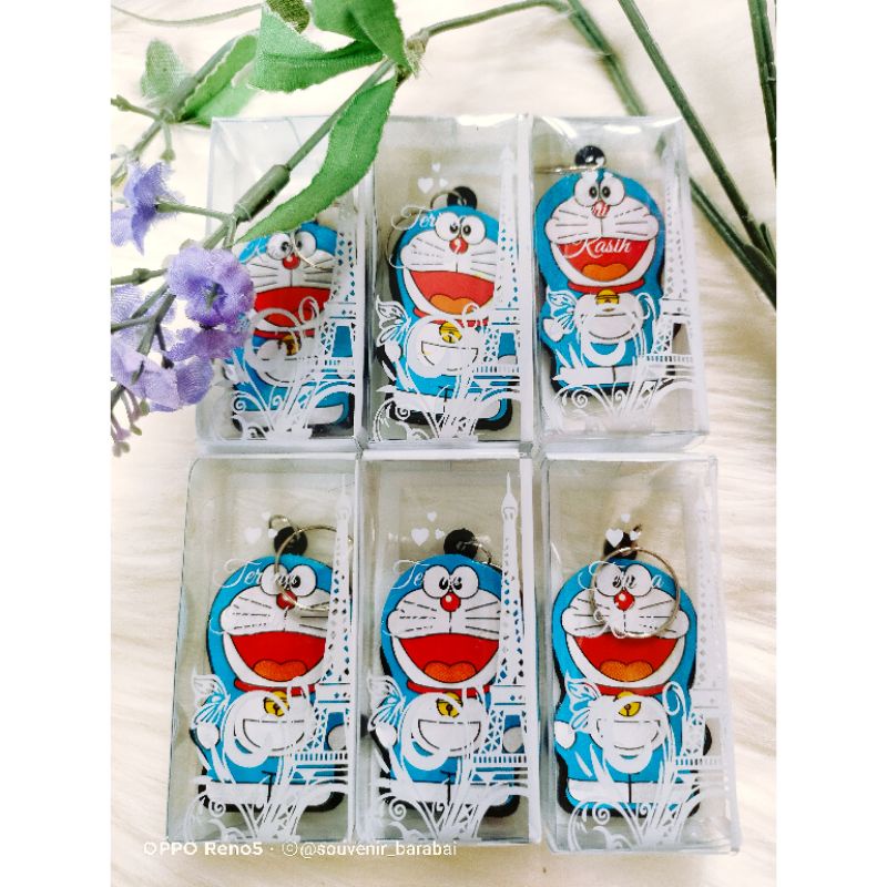 souvenir Gantungan kunci Doraemon (mika)