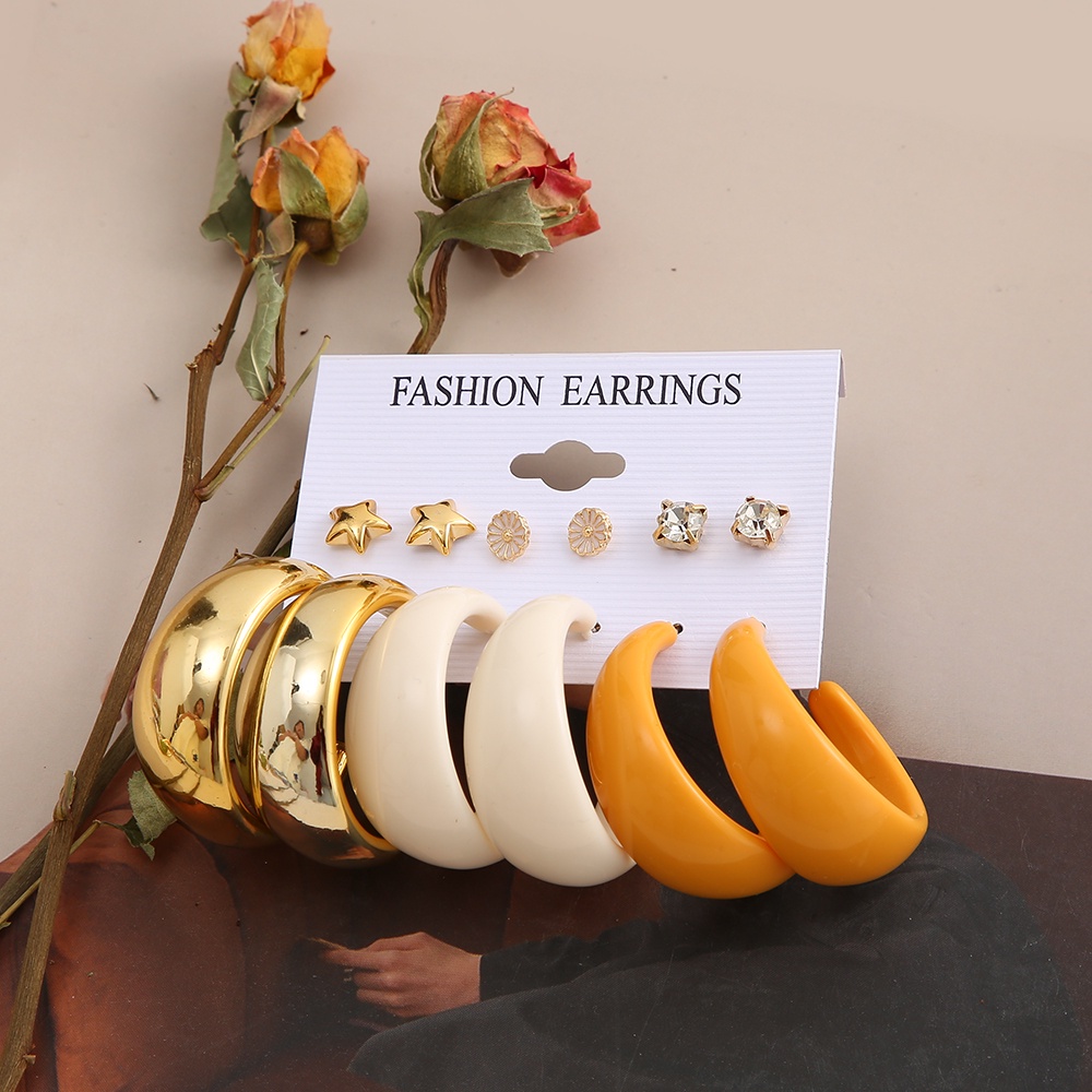 YEEZII Set Anting Stud Hias Liontin Kupu-Kupu Hati Mutiara Berlian Bahan Resin Akrilik Gaya Retro Untuk Wanita