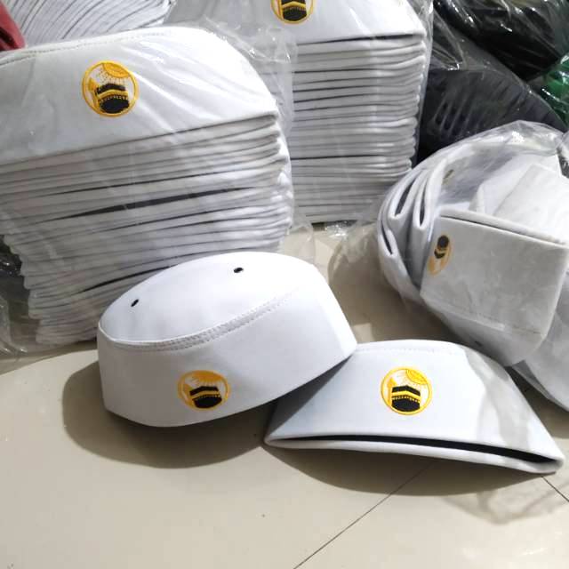 Peci/Kopiah Putih Kopiah haji Motif Bordir Ka'bah