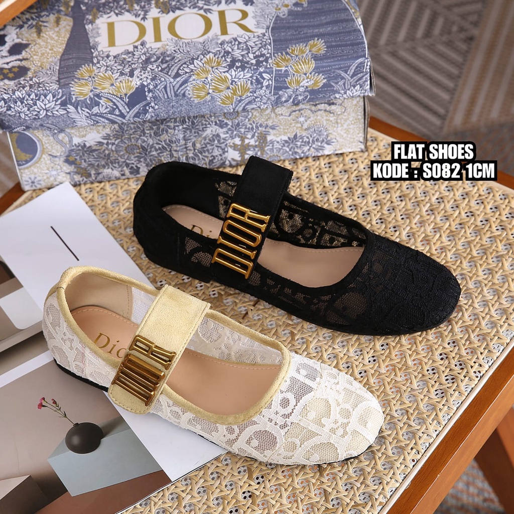 FLAT SHOES  S082