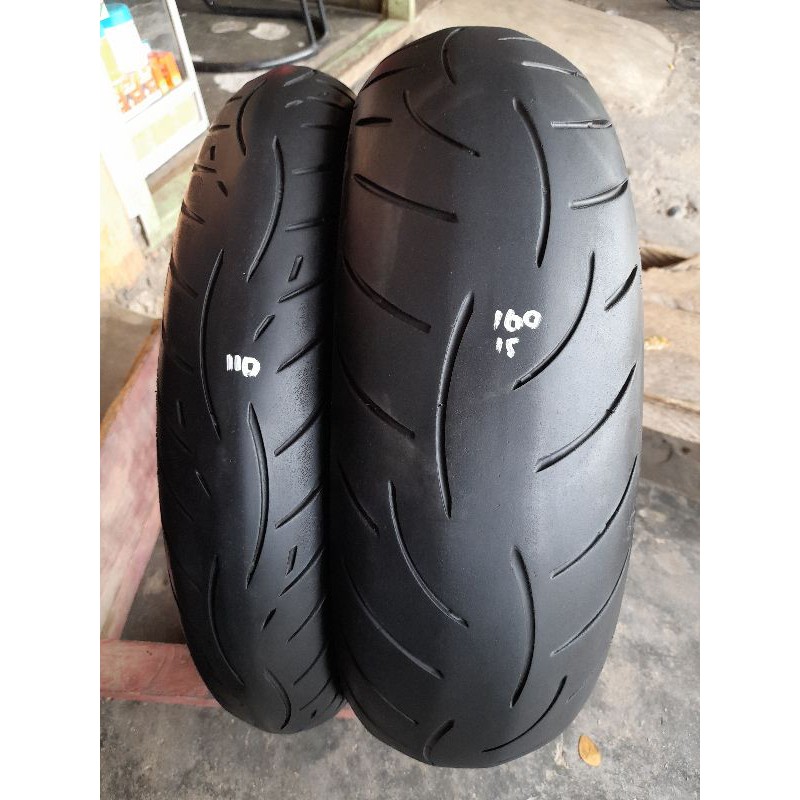 ban moge copotan bekas import sepasang metzeler z8 110 70 17 160 60 17