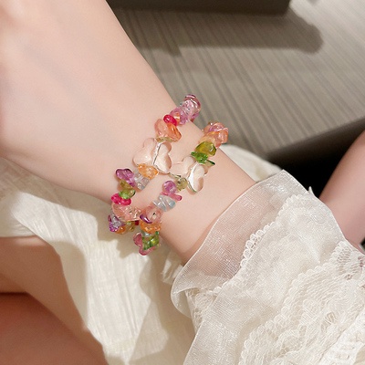 Gelang Manikmanik Batu Alami Warna Pelangi Bandul Kupukupubunga Kecil Elastis Untuk Wanita