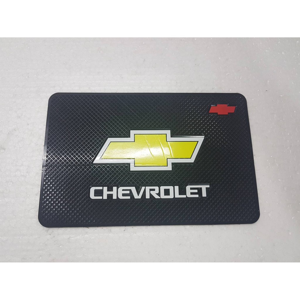 Dashmat anti slip sticky pad mobil Chevrolet Spin Captiva Aveo Trooper Orlando LTZ Zafira Trax Colorado Trailblazer Diesel All new Luxury