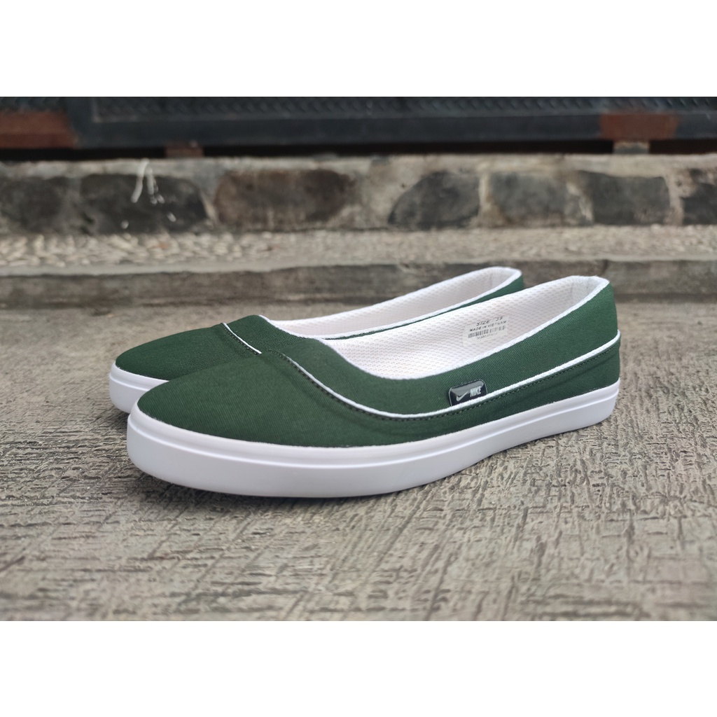 SEPATU SLIP ON WANITA 05 HIJAU PUTIH/SEPATU KERJA/SEPATU KULIAH/SEPATU SANTAI/SEPATU HIJABERS/SEPATU SLIP ON/SEPATU BALET/SEPATU FLAT