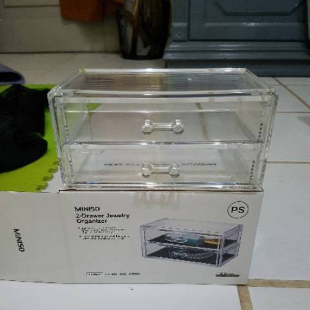 Miniso Make up Acrylic Organizer