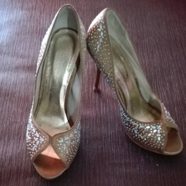 Heels pesta Marie Claire Preloved
