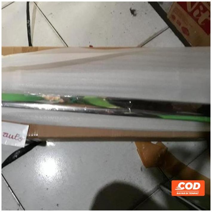 List Chrome Pintu Belakang Samping Sebelah Kiri Luxio (( Kode 068))