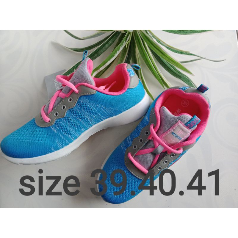 sepatu sneaker wanita size 39 40 41weston