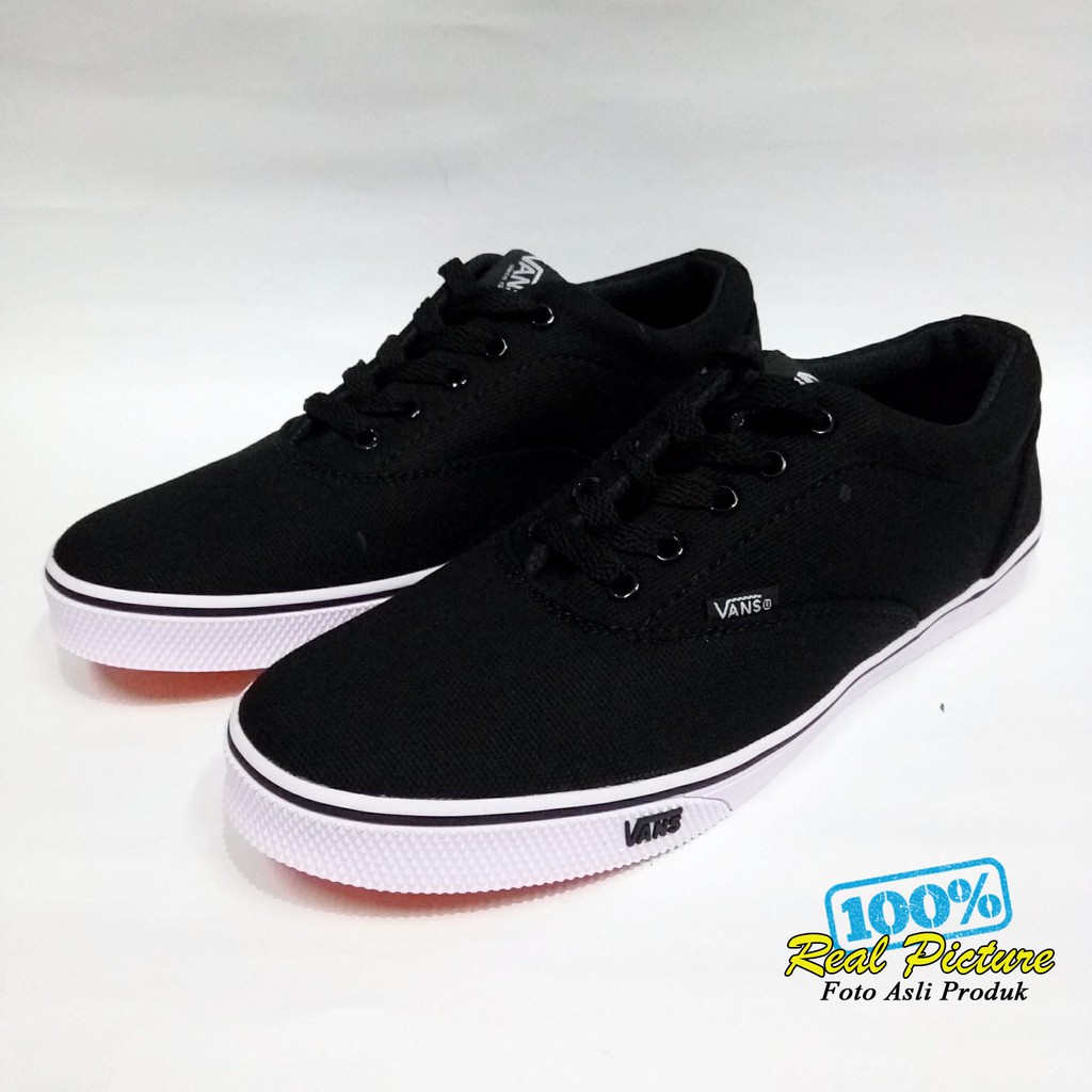 SEPATU CASUAL VANS AUTHENTIC PREMIUM HITAM SNEAKER VANS VANS WANITA