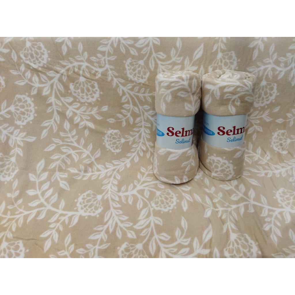 INFORMA Selimut Flanel/Selimut Hangat/Selimut Hotel/Selimut Lembut-Selma FLOWER KREM140