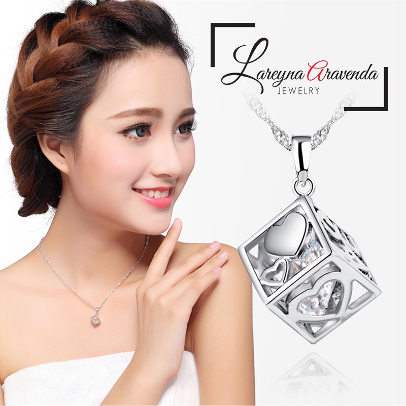 Kalung Liontin Titanium Model Dadu Love Kristal Crystal Anti Karat Non Alergi KL008