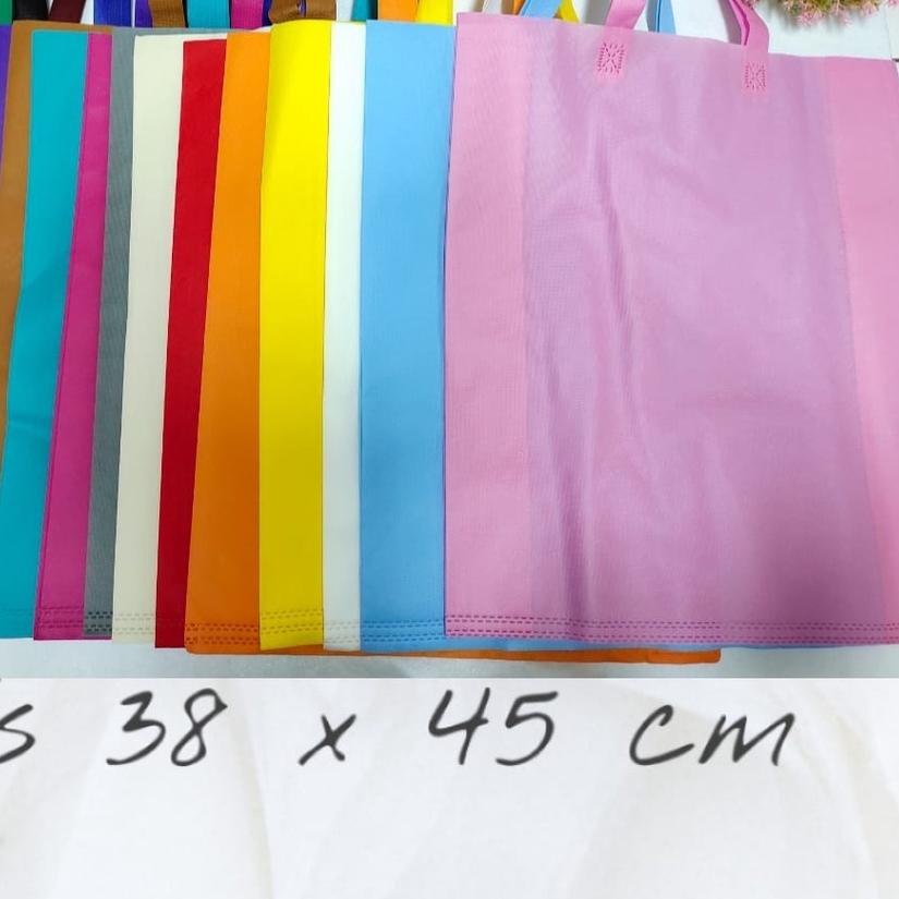 

☀ Tas Kain SPUNBOND Tali Goodie Bag Uk 38 x 45 Per Lusin ☼
