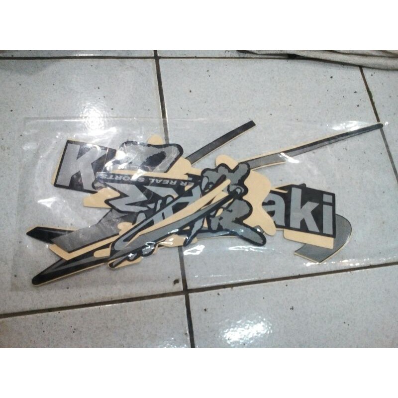 striping ninja rr old 2010 hitam