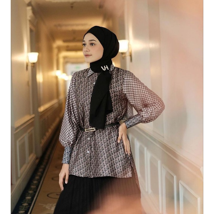 Mono Shirt by Vanilla