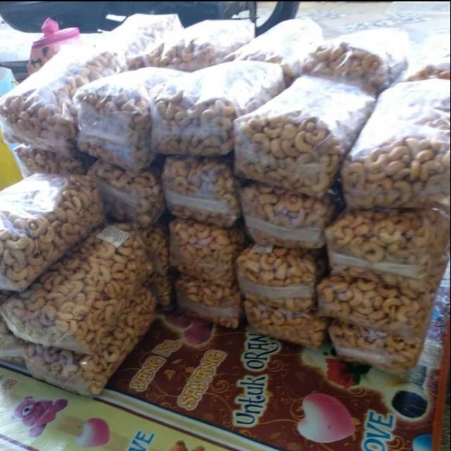 

Kacang mete kwalitas super