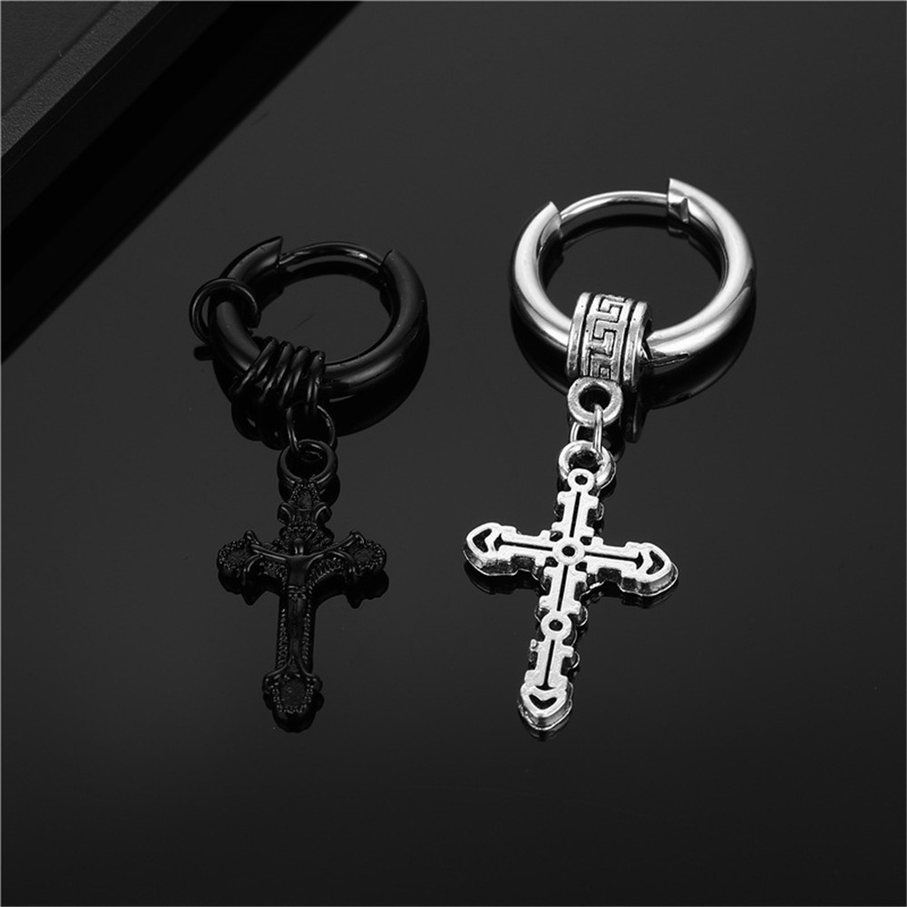 1pc Anting Liontin Salib Bahan Titanium Warna Hitam Silver Gaya Retro Untuk Pria Dan Wanita