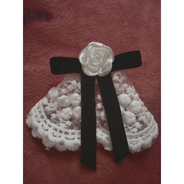 Bros Renda Bunga Akrilik