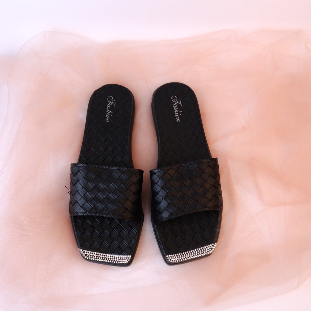 Keyra Sandal Wanita Kepang Casual - Demorin