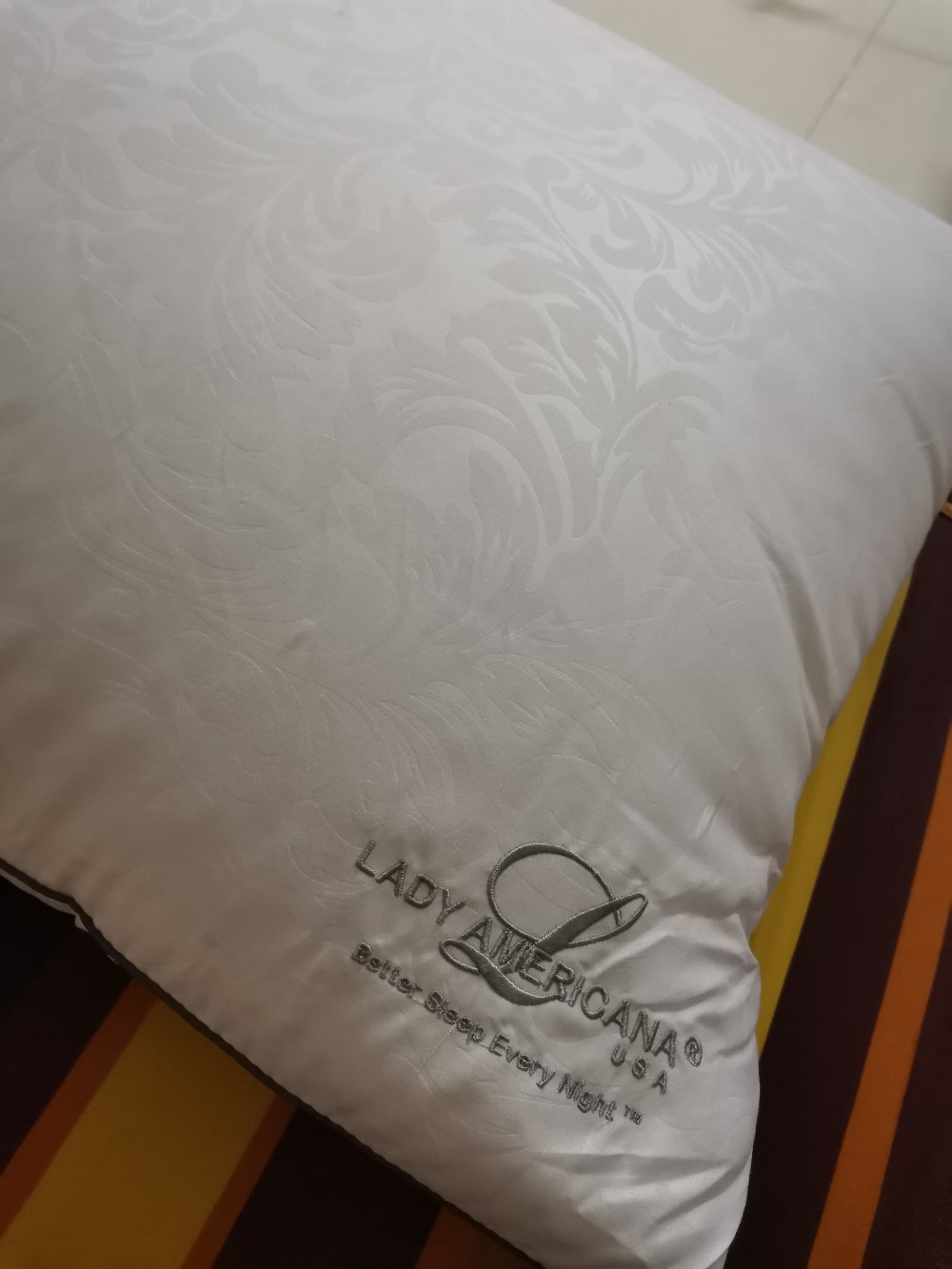 Harga Promo  Bantal Lady Americana Usa