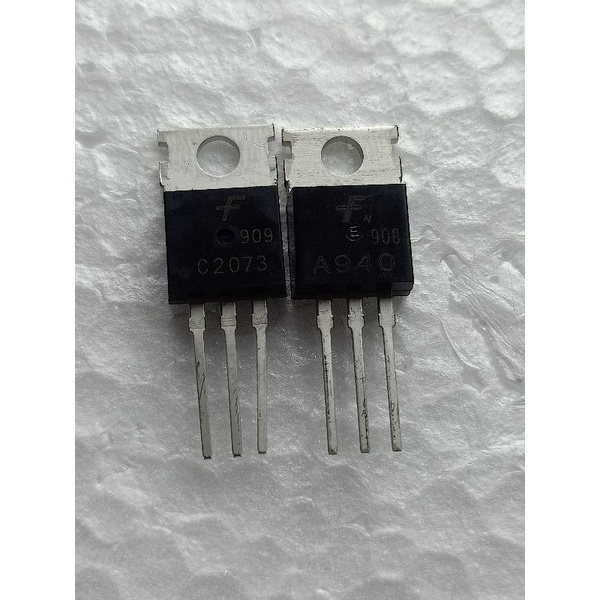 transistor kaki 3 a 940 c 2073 trn a940 c2073 power amplifier sound system
Harga tertera 1 pasang 2 pcs