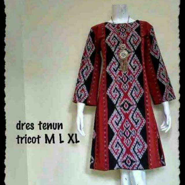 Dress tenun