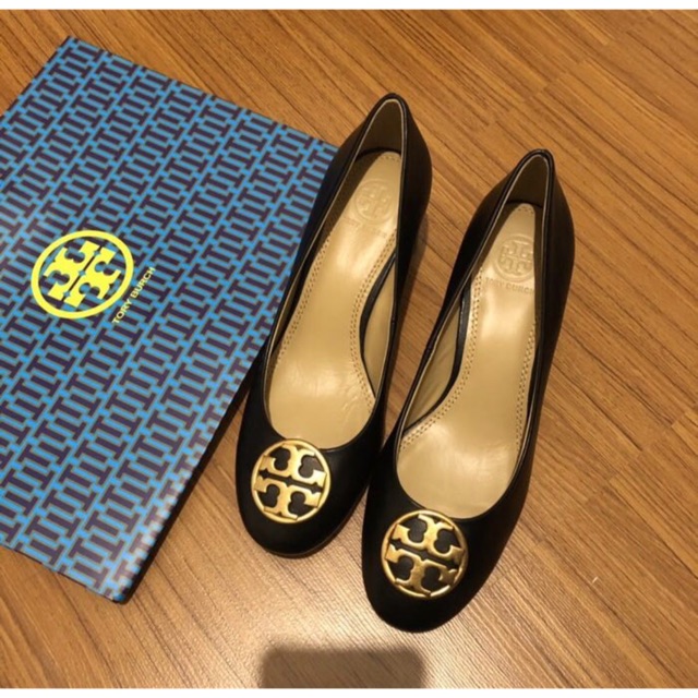 Preloved Tory Burch Benton Pump