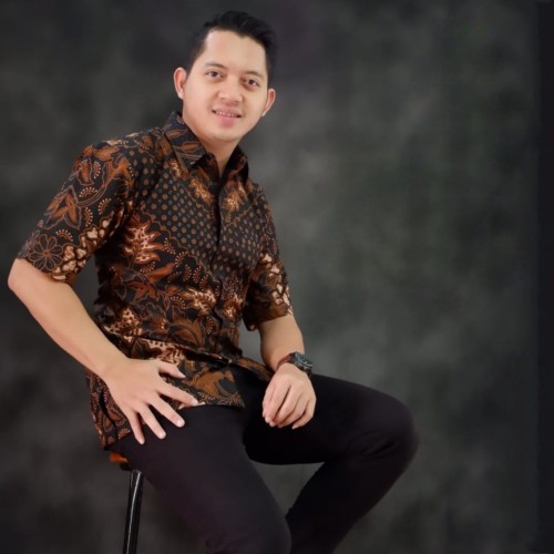 Baju Batik Pria Lengan Pendek Lapis Furing Atasan Premium Modern Produsen Pabrik WULU ABANG HARDINOTO PHARSA CENDRAWASIH PERISAI BIRU DHARMAJAYA PARKEM PRABU KUNG SELING NAVY MERAK PUTIH PEKSI LAWASAN NAGA MERAH TANAKA PINAYUNG BIRU GONDROWARU SWIWI NEW