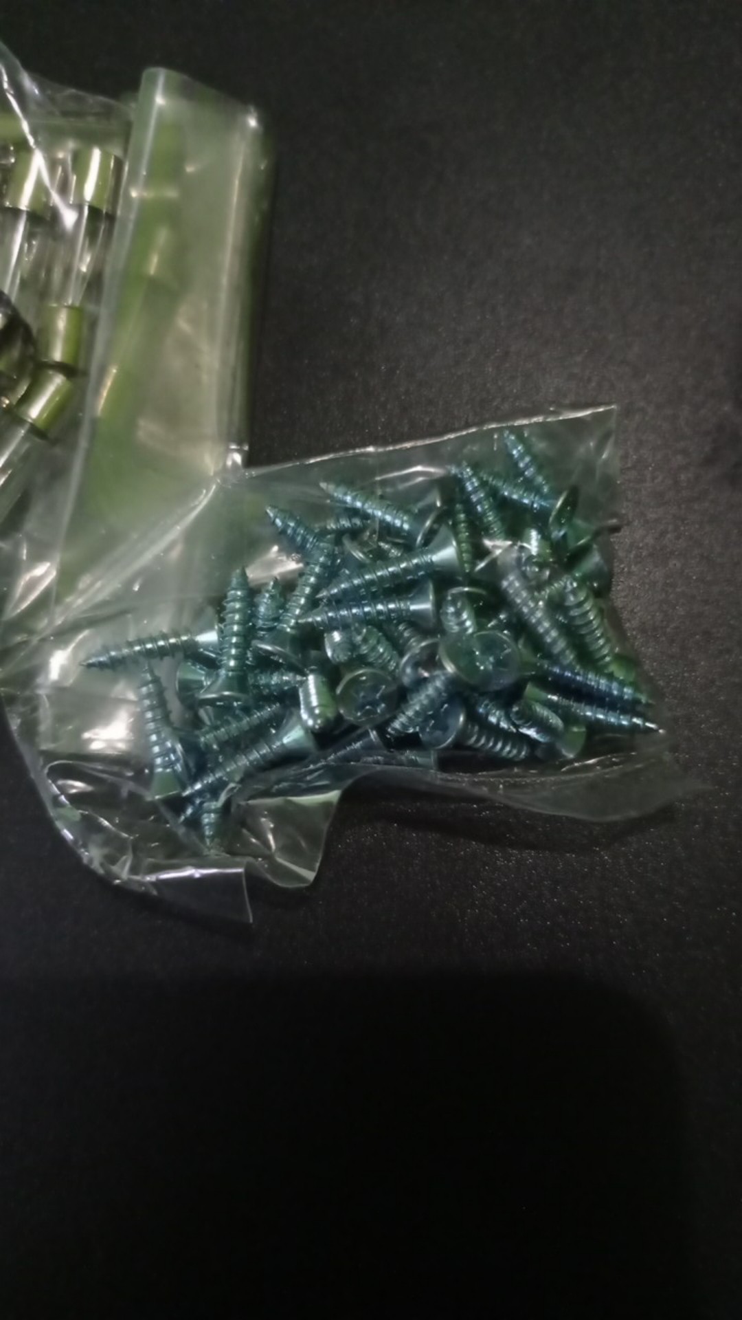 Sekrup Box Plastik Fh 4x1/2 - Skrup Fh Tapping Screw 4x1/2 Kepala Rata Isi 50 Pcs