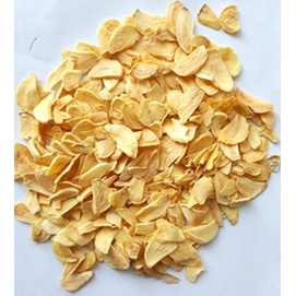 Dried Garlic Flakes / Garlic Slice / Bawang Putih Siap Saji