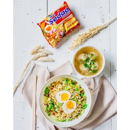 

Sedaap Mie Instan Ayam Bawang 70 gr