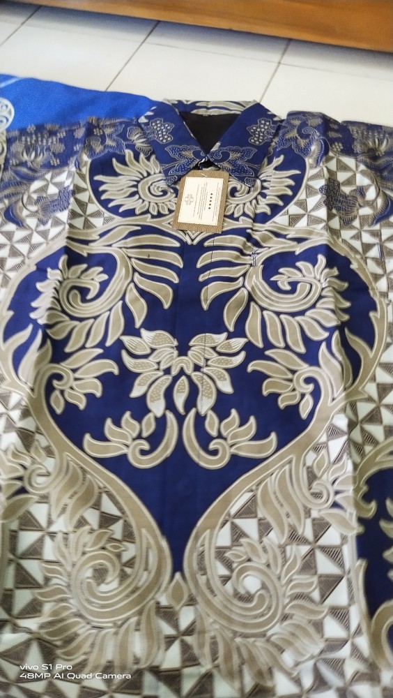 Mahogra Pendek Kemeja Batik Pria Full Furing Bahan Katun Sragenan