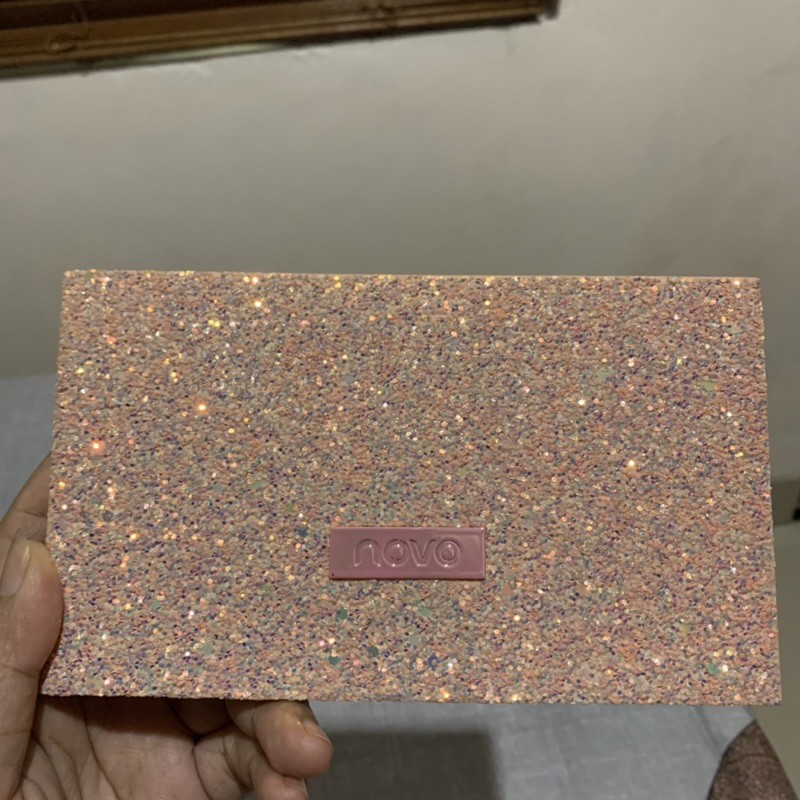 Preloved Novo Cinderella Eyeshadow Palette