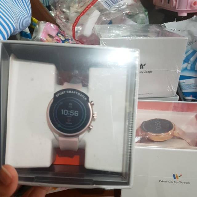 Fossil gen 4 sport blush pink