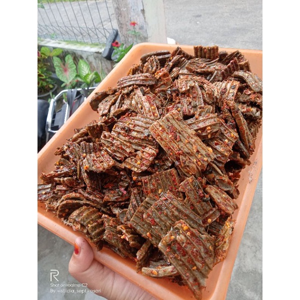 

KRUPUK JENGKOL PEDAS EXTRA DAUN JERUK