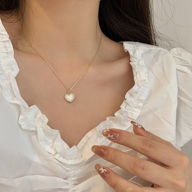 Kalung Rantai Choker Dengan Liontin Bentuk Hati Untuk Wanita