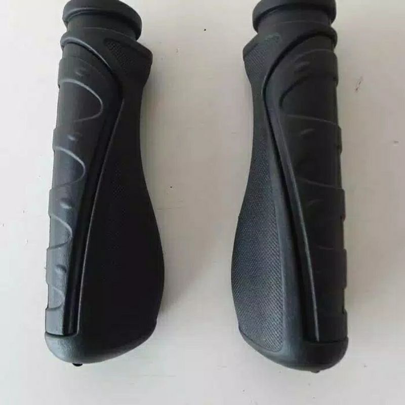 Handgrip golok Turanza