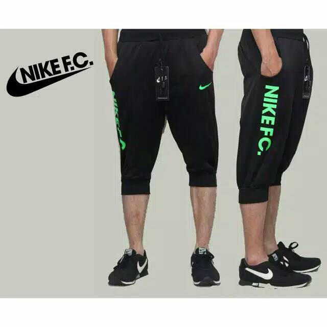 [2pcs] Kaos Running Slimfit &amp; Jogger Bawah Lutut