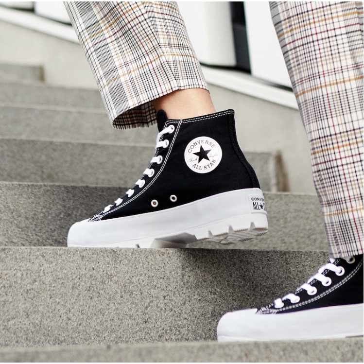 sepatu converse chuck taylor