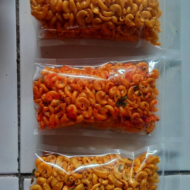 

Makaroni gurih pedas 150 gr