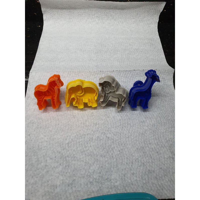 cetakan cookies fondant cutter plugger Animal 4 pcs.
