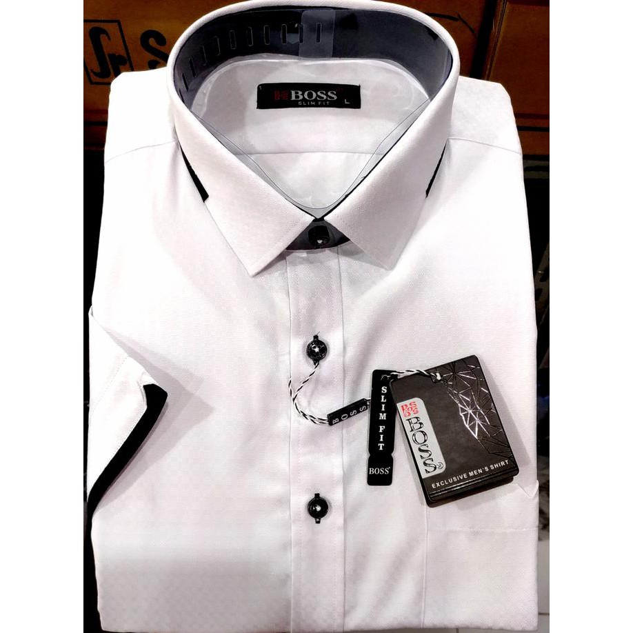 Boss Kemeja Pria Pendek Putih Slimfit Bahan Dobby Katun List Hitam - Putih, S .Aruansy.Olshop