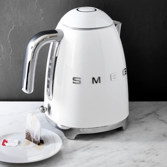 SMEG KETTLE PEMANAS AIR 1.7LITER KLF03 - KLF 03 TEKO KETTLE LISTRIK - Putih